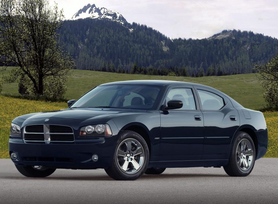  Dodge Charger 2005 года  (фото 7 из 18)